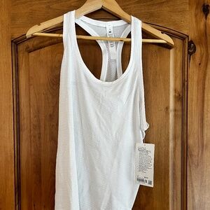 Swiftly Tech Racerback Tank Top 2.0 - Hip Length